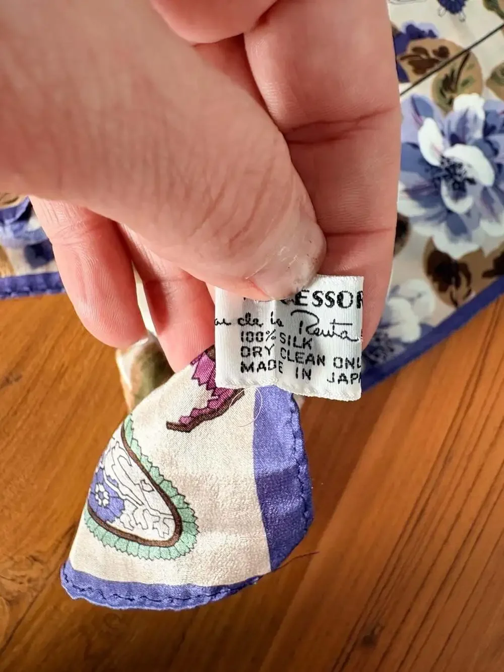 Vintage Oscar de la Renta 100% Silk Blue Floral Square Scarf Made in Japan